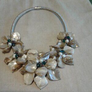 Statement Necklace Floral Shell & Bead Multi-color Choker Necklace